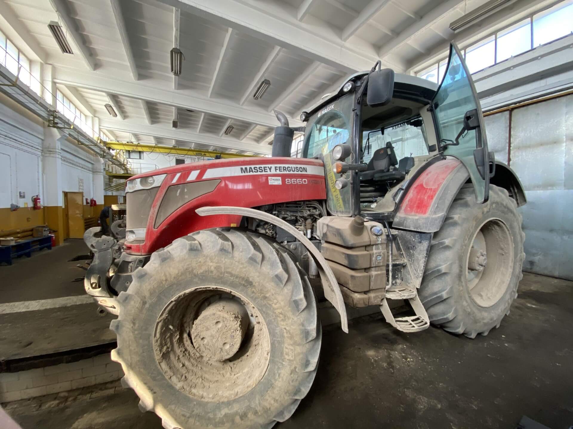 MASSEY FERGUSON 8660